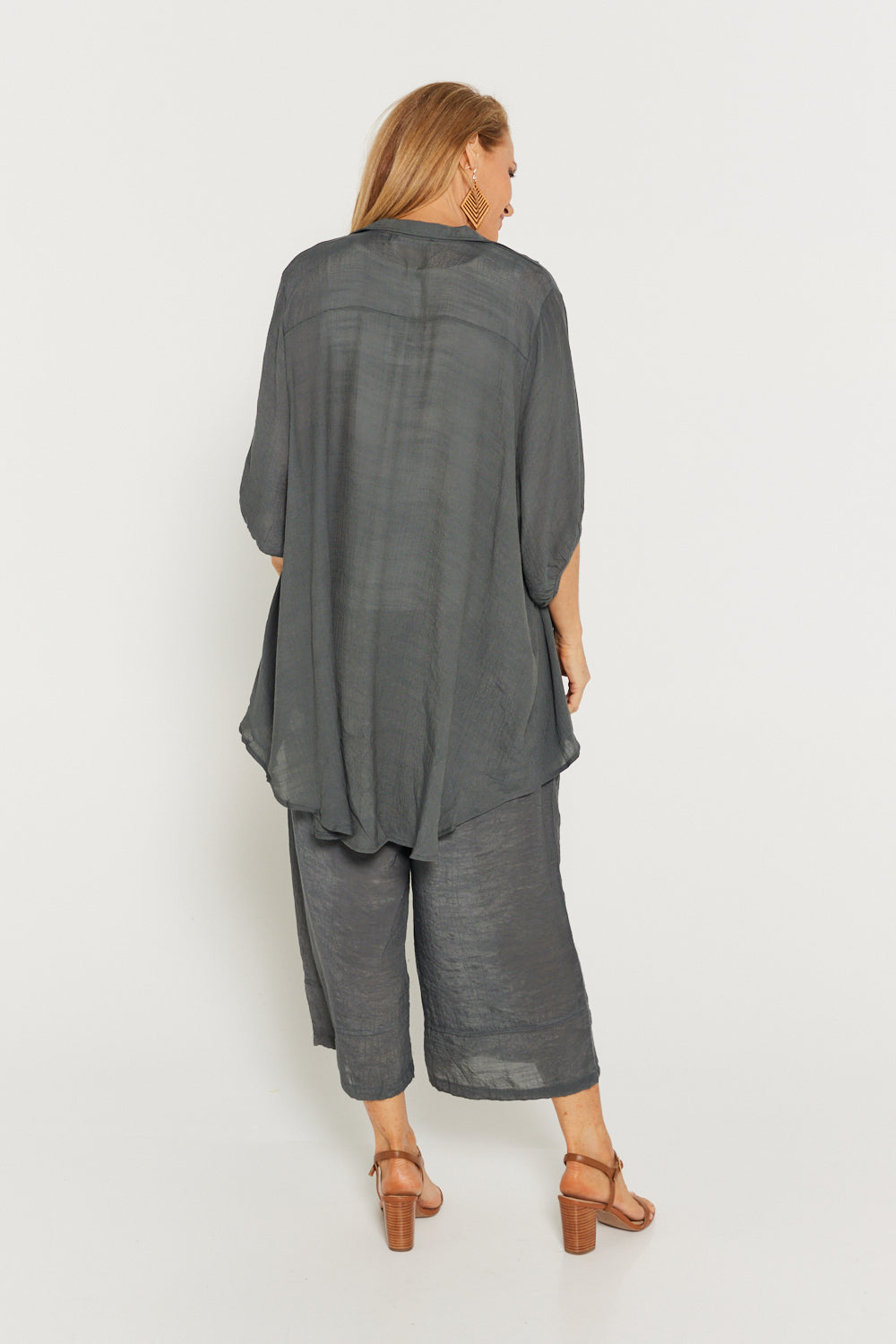 Lisa Comfort Shirt - Charcoal - Goupick