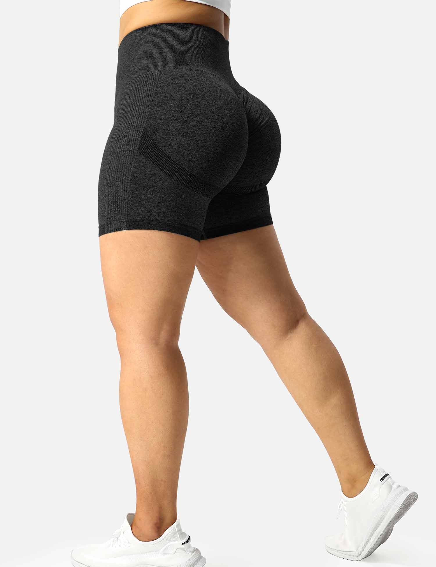 Yeoreo High-Rise Scrunch Seamless Professional  Shorts