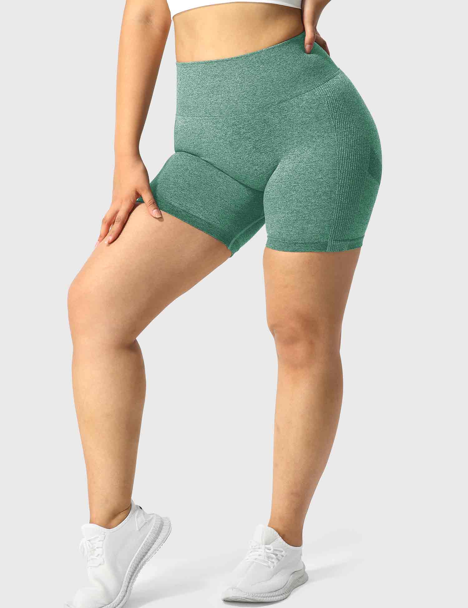 Yeoreo High-Rise Scrunch Seamless Professional  Shorts