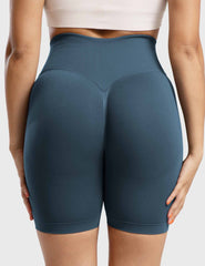 High-Rise Scrunch Seamless Shorts