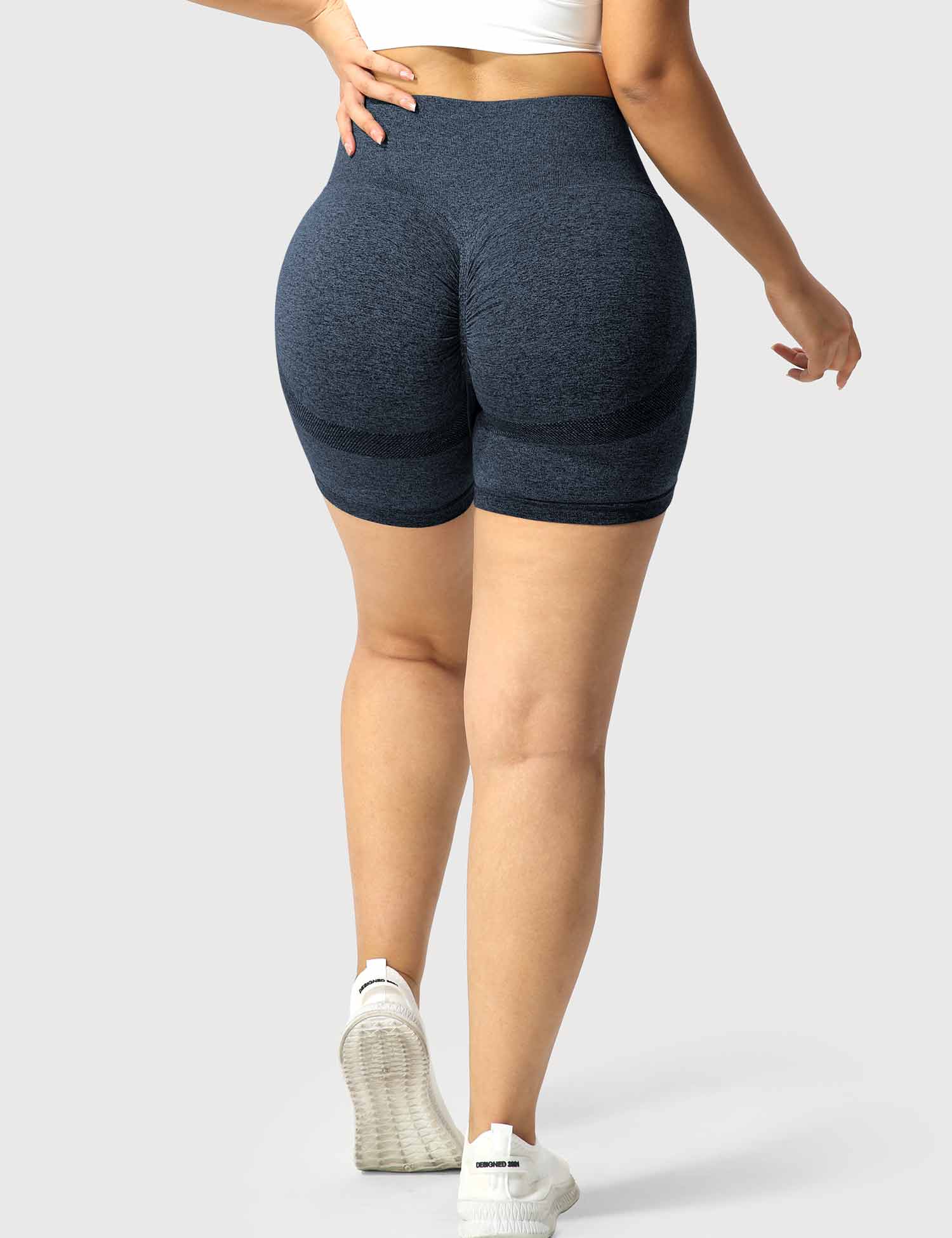 Yeoreo High-Rise Scrunch Seamless Professional  Shorts