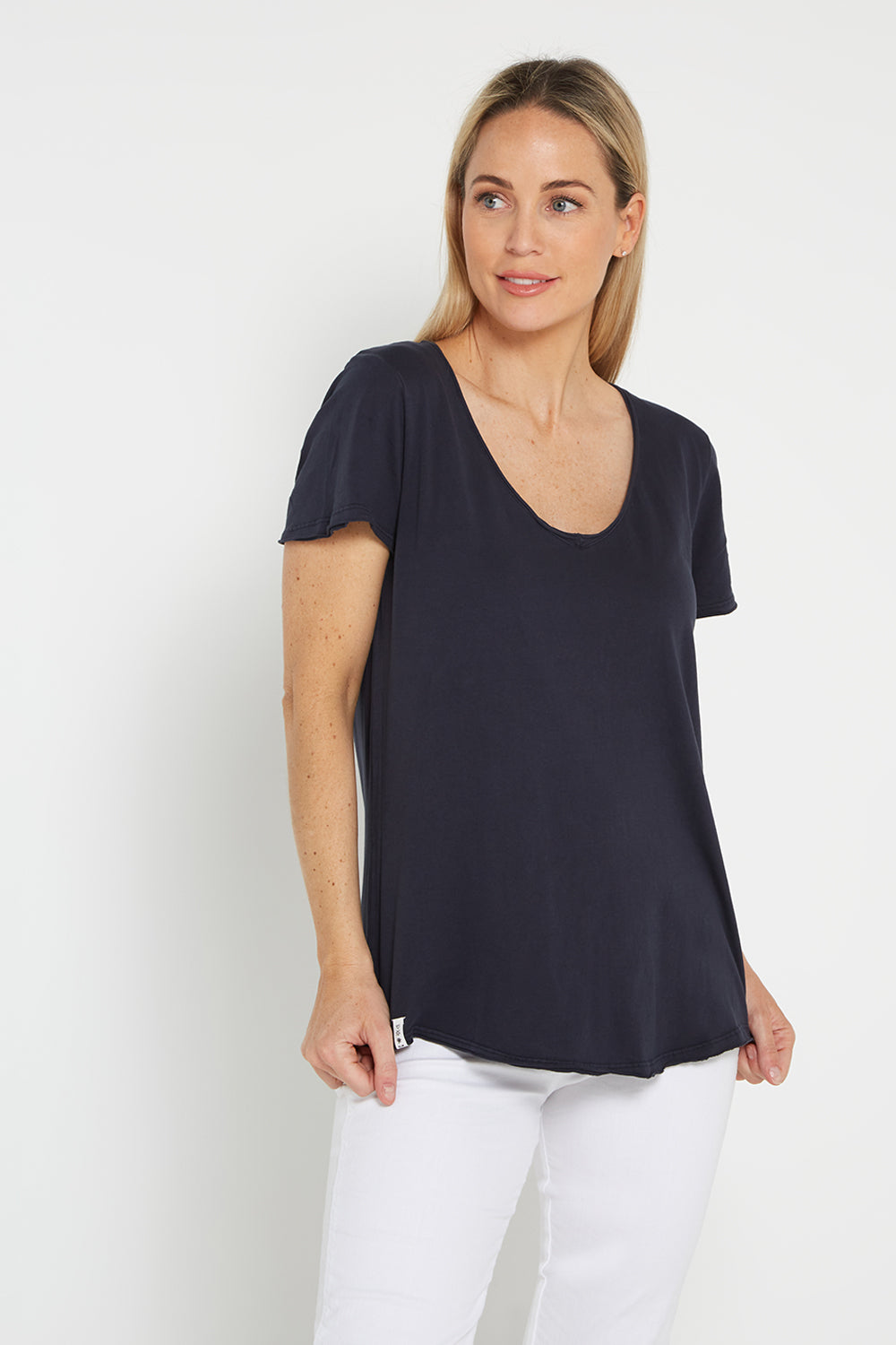 Fundamental Vee Tee - Navy - Goupick