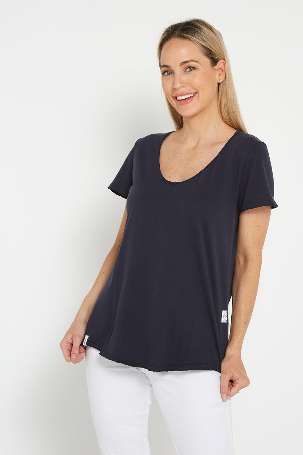 Fundamental Vee Tee - Navy - Goupick