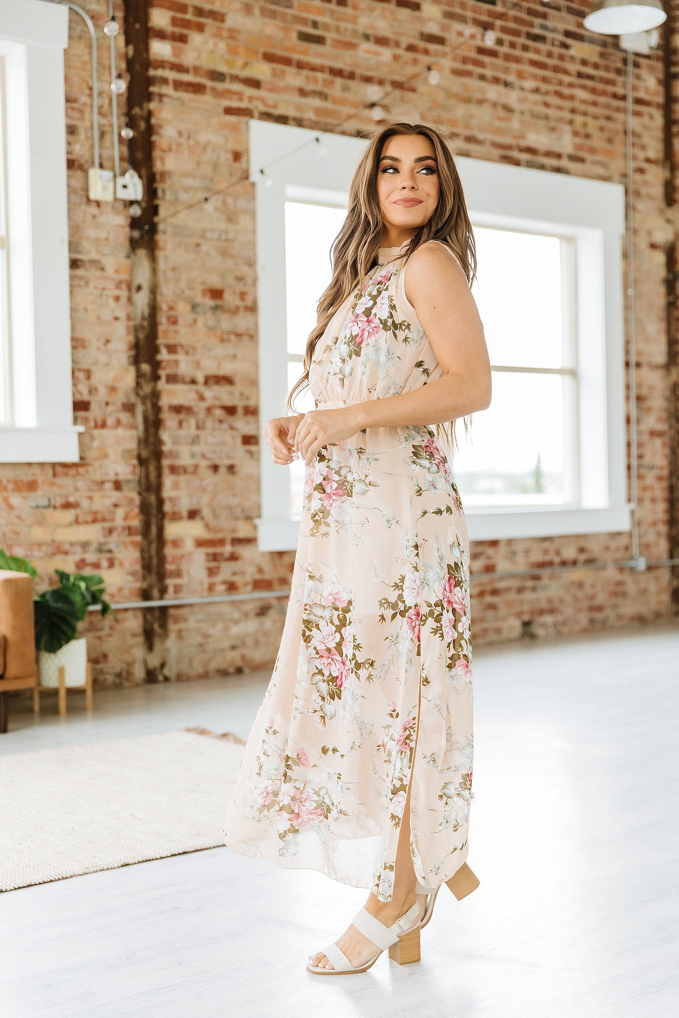 Floral Neck Lined Midi Dress - Goupick